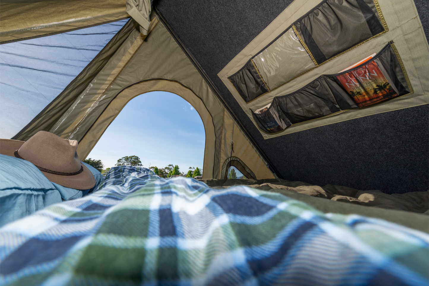 Ironman 4x4 Swift 1400 Rooftop Tent