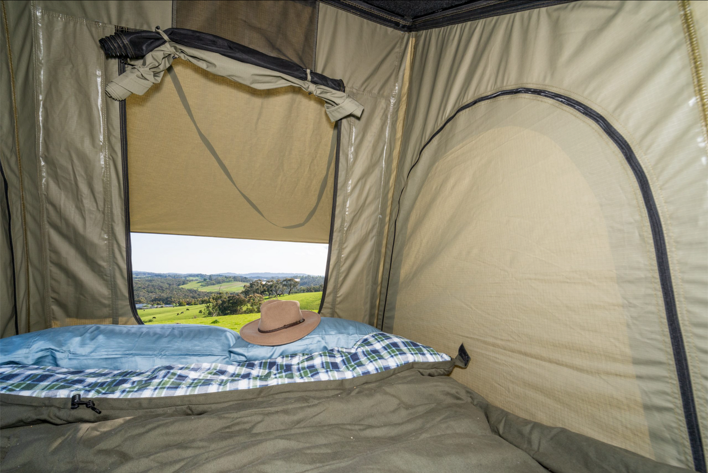 Ironman 4x4 Swift 1400 Rooftop Tent