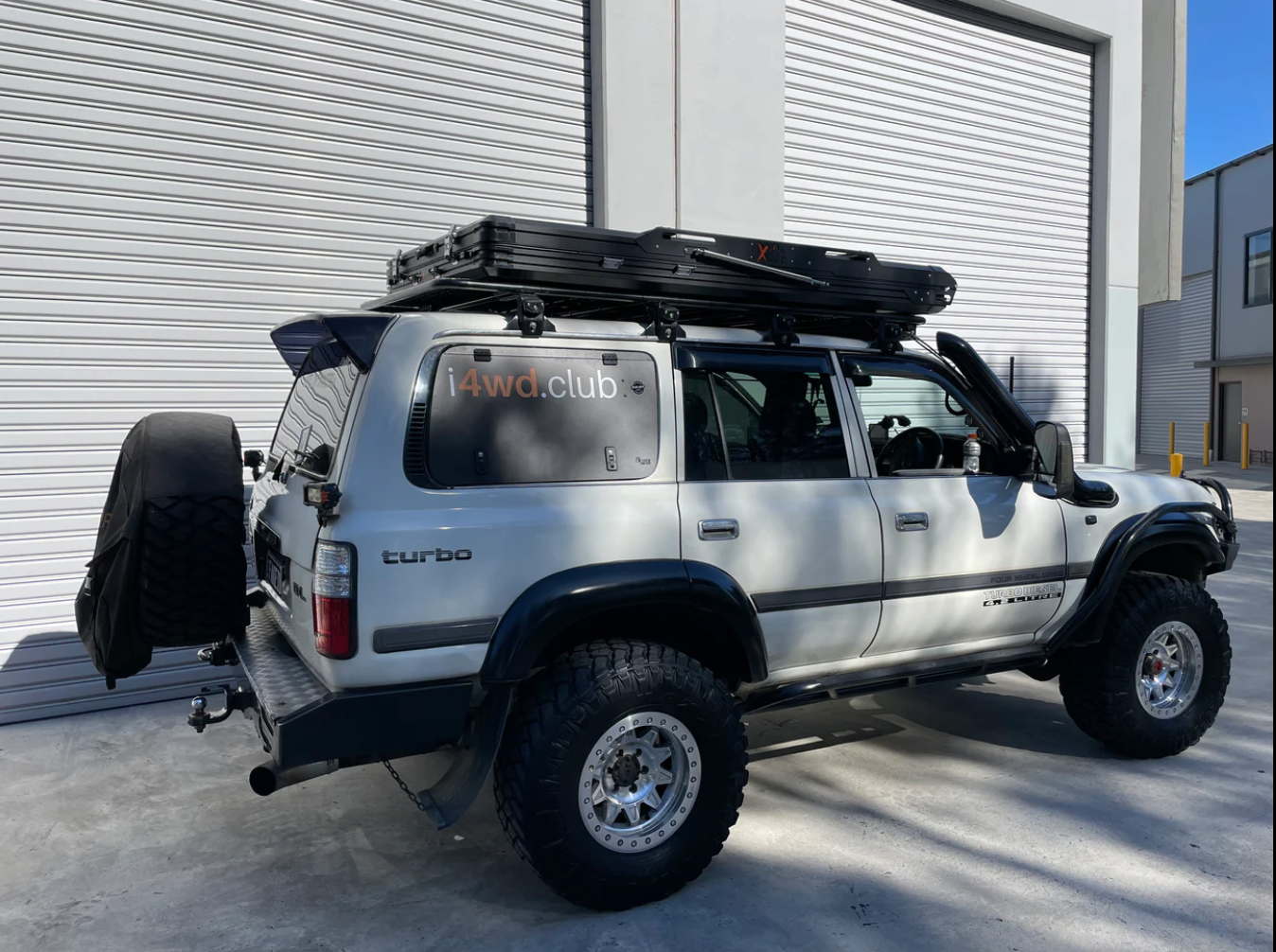 X Camp Rooftop Tent CX2000 Black