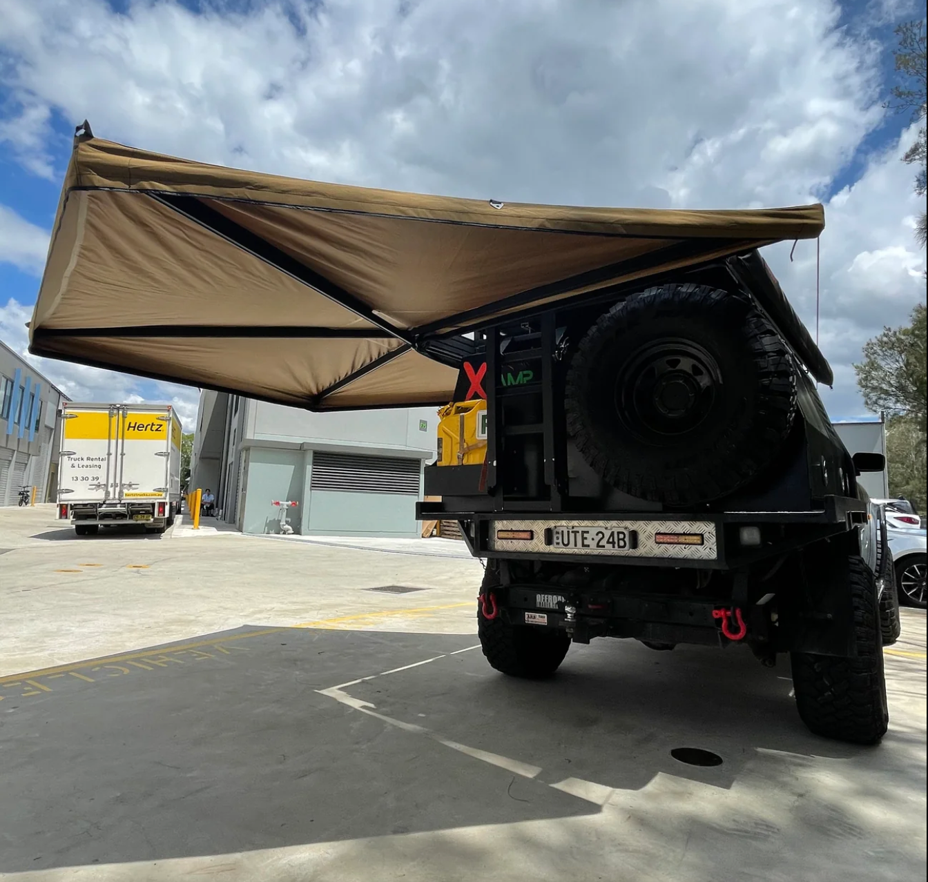 X Camp CX270 Free Standing Awning